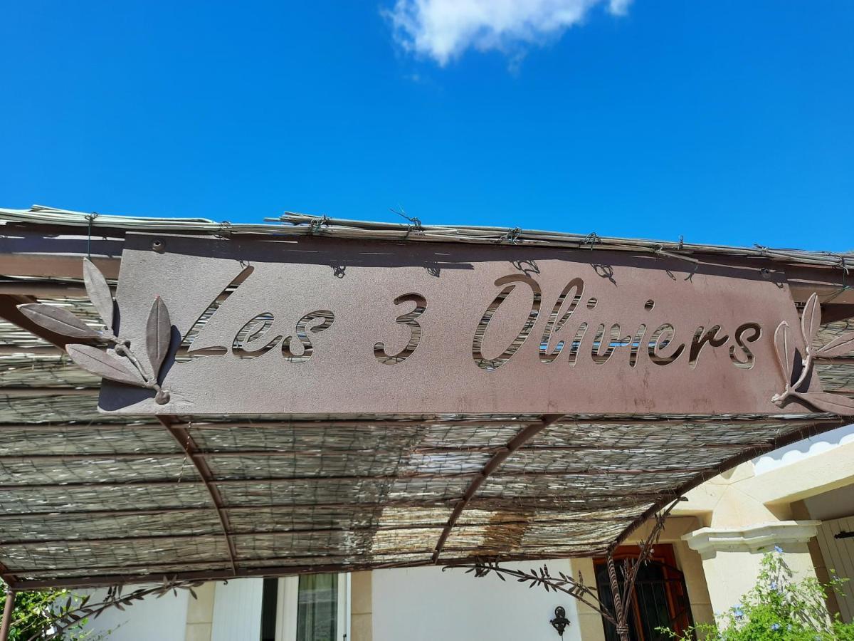 Fenetre Sur Les Alpilles Bed and Breakfast Saint-Martin-de-Crau Eksteriør billede